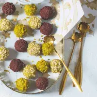 Nepečené pistáciovo-marcipánové kuličky