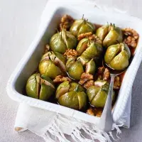 Pečené fíky s javorovým sirupem, vlašskými ořechy a mascarpone Pečené fíky s javorovým sirupem, vlašskými ořechy a mascarpone