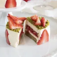 Pistáciové dortíky fraisier Pistáciové dortíky fraisier