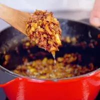 Jak na to: Cibulový základ pro dokonalý guláš