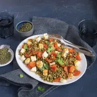 Salát s mungo fazolkami