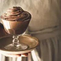Dezert jako lék na špatnou náladu aneb 18 receptů na čokoládovou pěnu