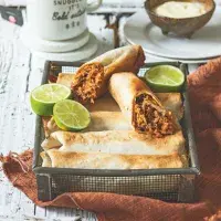 Taquitos s trhaným vepřovým Taquitos s trhaným vepřovým