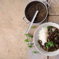 Vepřové ledvinky na cibulce