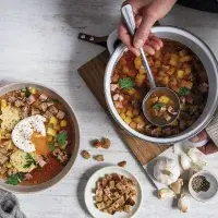 Vyprošťovací uzená česnečka s kroupami