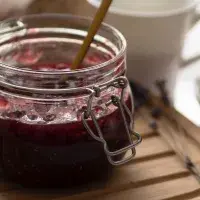 Povidlová dilemata: S cukrem, nebo bez cukru? Péct, či vařit? Vše, co potřebujete vědět o přípravě domácích povidel