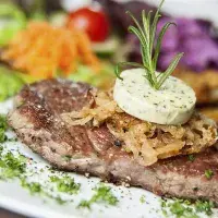 Kotletky se šalotkami a hruškami