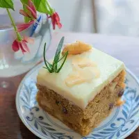 Mrkvová buchta s tvarohem