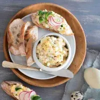 Co s vykoledovanými vejci? Vyzkoušejte vajíčkový salát 5x jinak!