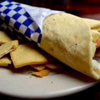 Domácí gyros s tzatziky a pita chlebem