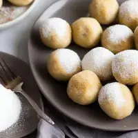 Banánové knedlíky s tvarohem