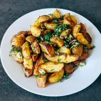 Gratinované brambory s cuketou