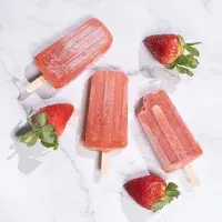 Domácí jahodové nanuky bez cukru: Zdravé osvěžení na léto