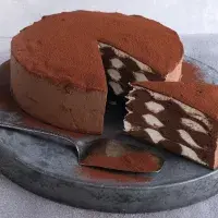 Zvlněný palačinkový dort Zvlněný palačinkový dort