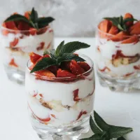 Jahodové tiramisu Jahodové tiramisu