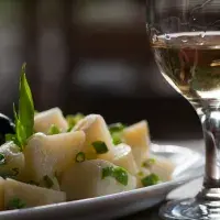 Vídeňský bramborový salát