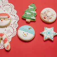 9 receptů na ozdobené perníčky – ideální zákusek pro vánoční návštěvu