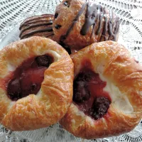 Koláčky s tvarohem a povidly