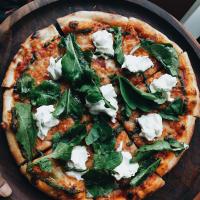 Jak na to: Dokonalá pizza je tenká, křupavá i vláčná