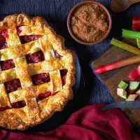 Jak připravit, skladovat i využít rebarboru do posledního stonku?