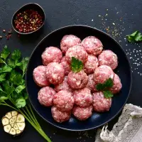 Deset nápadů na rychlé večere z masových kuliček