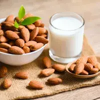 Od mandlové mouky po mléko: Nejlepší tipy, jak zpracovat mandle doma