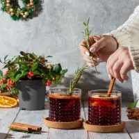 Jak připravit dokonalý svařák: Správné víno, koření i teplota rozhodují