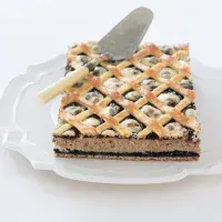 Bohatý vánoční štědrák z kynutého těsta: Tradiční dezert s pestrými náplněmi