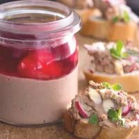 Telecí paštika pod ovocným želé