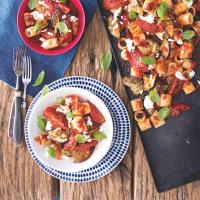 Rigatoni s omáčkou alla Norma z trouby