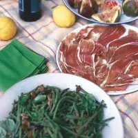 Salát z fíků a pršutu