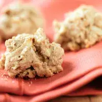 Semínkovo-ořechové hrudky s javorovým sirupem