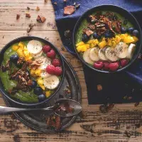 Snídaňová miska s avokádem