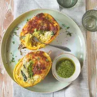 Špagetová dýně zapečená se sýrem