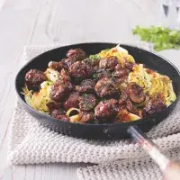 Srnčí masové koule s houbovým ragú Srnčí masové koule s houbovým ragú