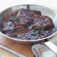 Steak na červeném víně