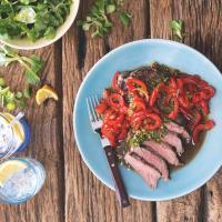 Steaky s chimichurri & karamelizované papriky