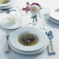 Polévka s mandlovými knedlíčky