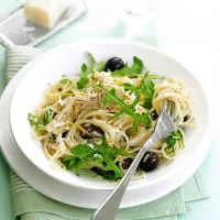 Těstoviny s artyčoky a citronem Těstoviny s artyčoky a citronem