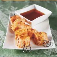 Thajské špízy se sladkým chilli a limetkou