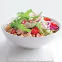 Tuňákový salát s cizrnou