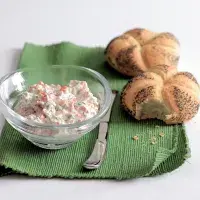 Tvarohová pomazánka s pečenou paprikou