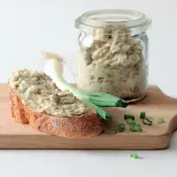 Tvarohová pomazánka se sardinkami