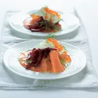 Uzený losos s crème fraîche a vodkou