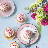 Vanilkové cupcaky s máslovým krémem Vanilkové cupcaky s máslovým krémem