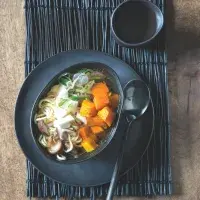 Vegetariánský ramen s tofu Vegetariánský ramen s tofu