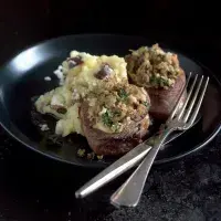 Vepřové medailonky s olivovou krustou