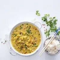 Vepřové kari s kešú a kokosovým mlékem