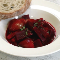 Červená řepa po burgundsku