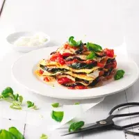 Lasagne s lilkem a čerstvými rajčaty Lasagne s lilkem a čerstvými rajčaty